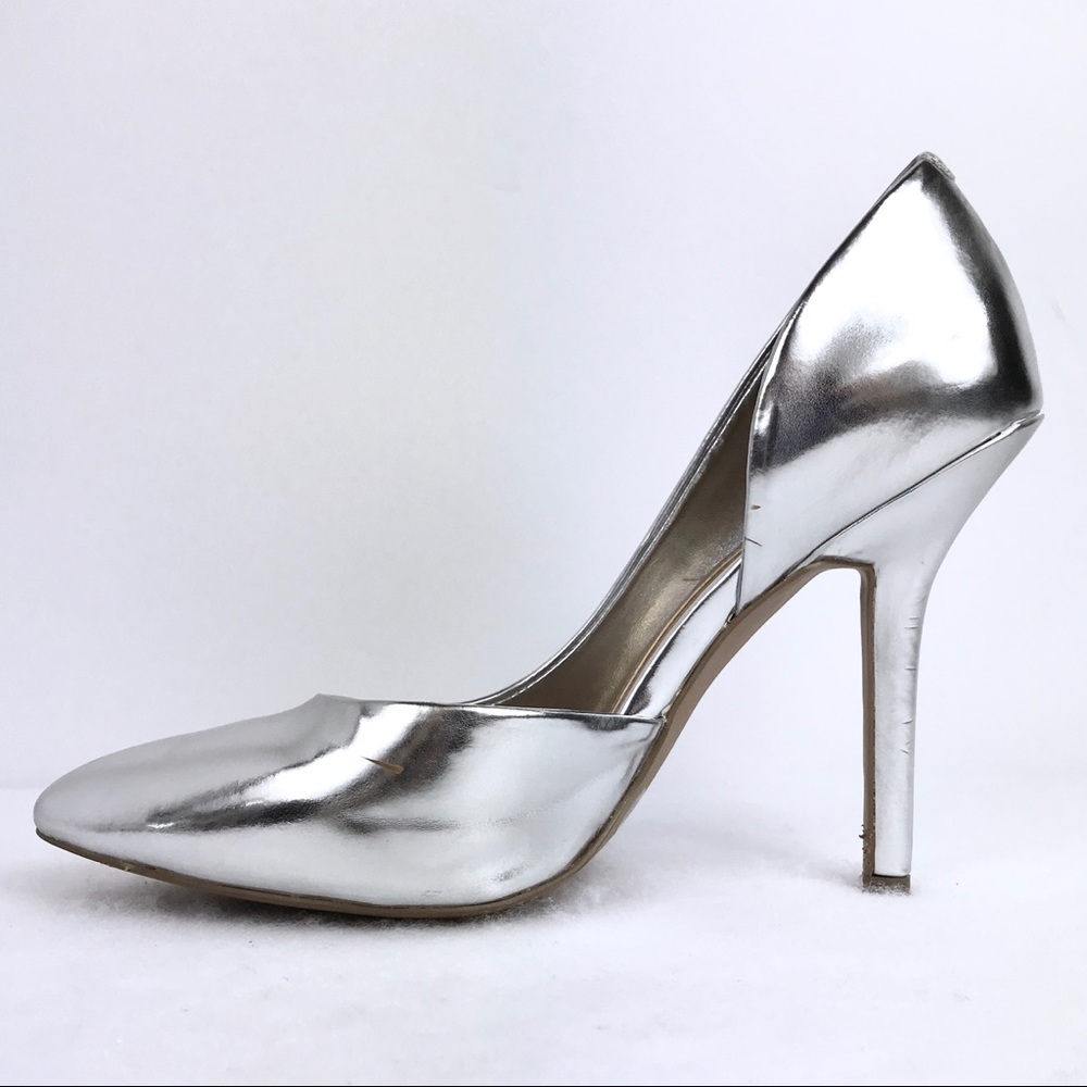 BCBG Silver Jaze Metallic Pump Heel Shoe Size 6.5 - Picture 4 of 8